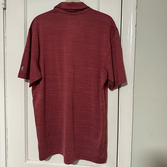 Under Armour men's TopGolf red polo shirt, size M, never worn - Picture 3 of 4